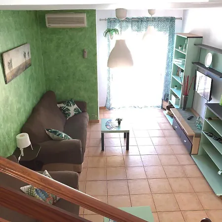 Andres First House Dom wakacyjny Lajita