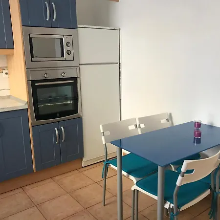 Andres First House Dom wakacyjny